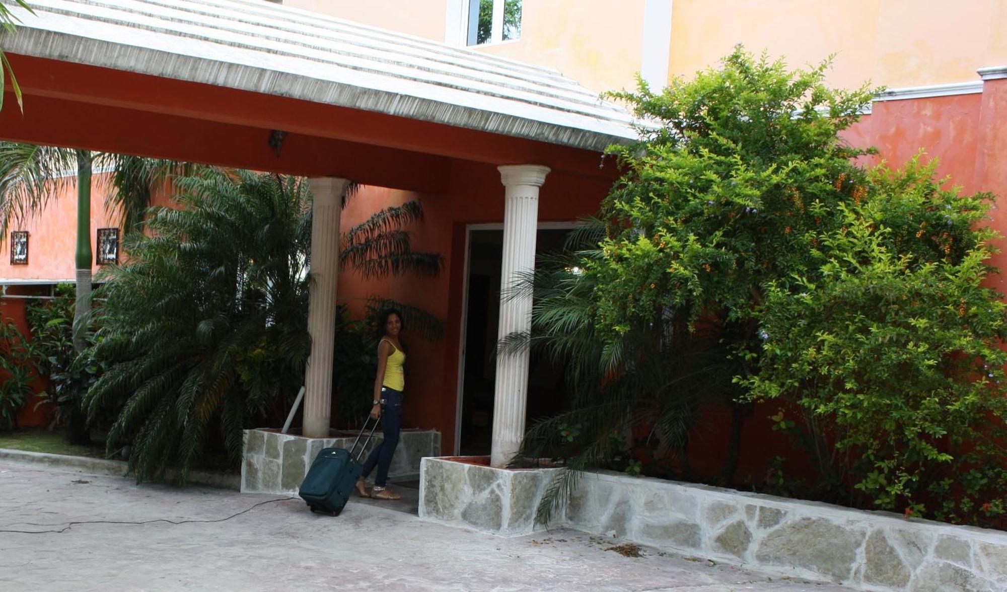Hotel Marimba بونتا كانا المظهر الخارجي الصورة